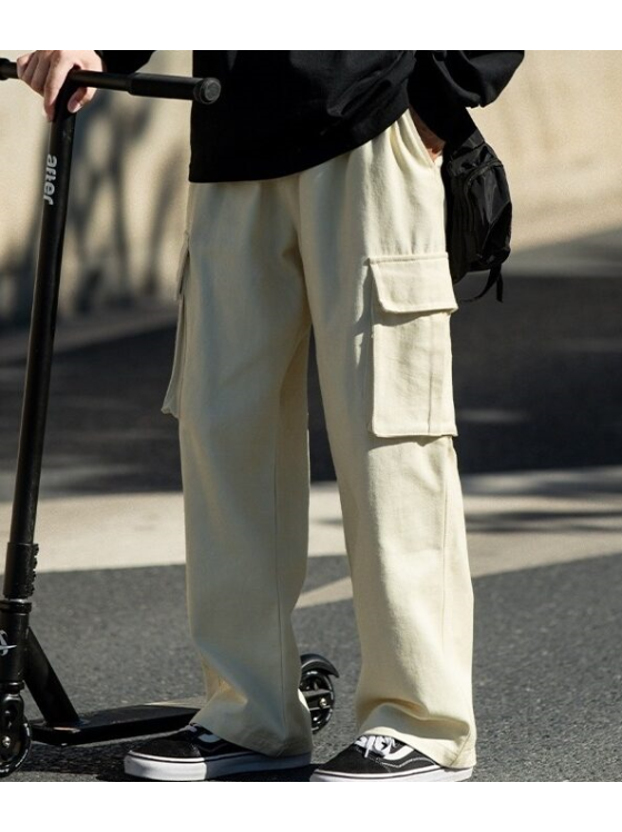 Oversized Casual Beige Cargo Pants Stray Kids- KPOP Inspo Outfits